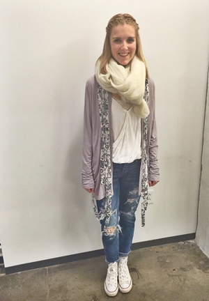 Alex Speers shows off her casual-but-trendy style.