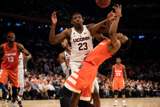 Last year, Syracuse collapsed late in the second half as Connecticut came away with a 52-50 win.